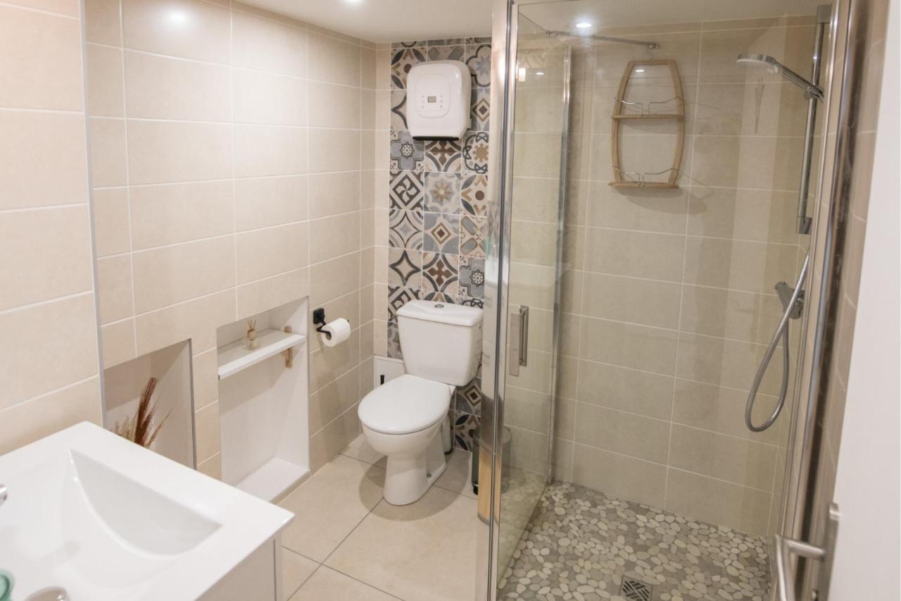 Kasa Home - Calme, Cosy, Wifi & Netflix Saint-Martin-la-Plaine Exterior photo